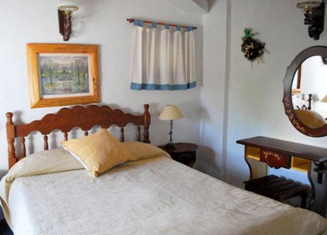 Apart De La Plaza Villa La Angostura Room photo